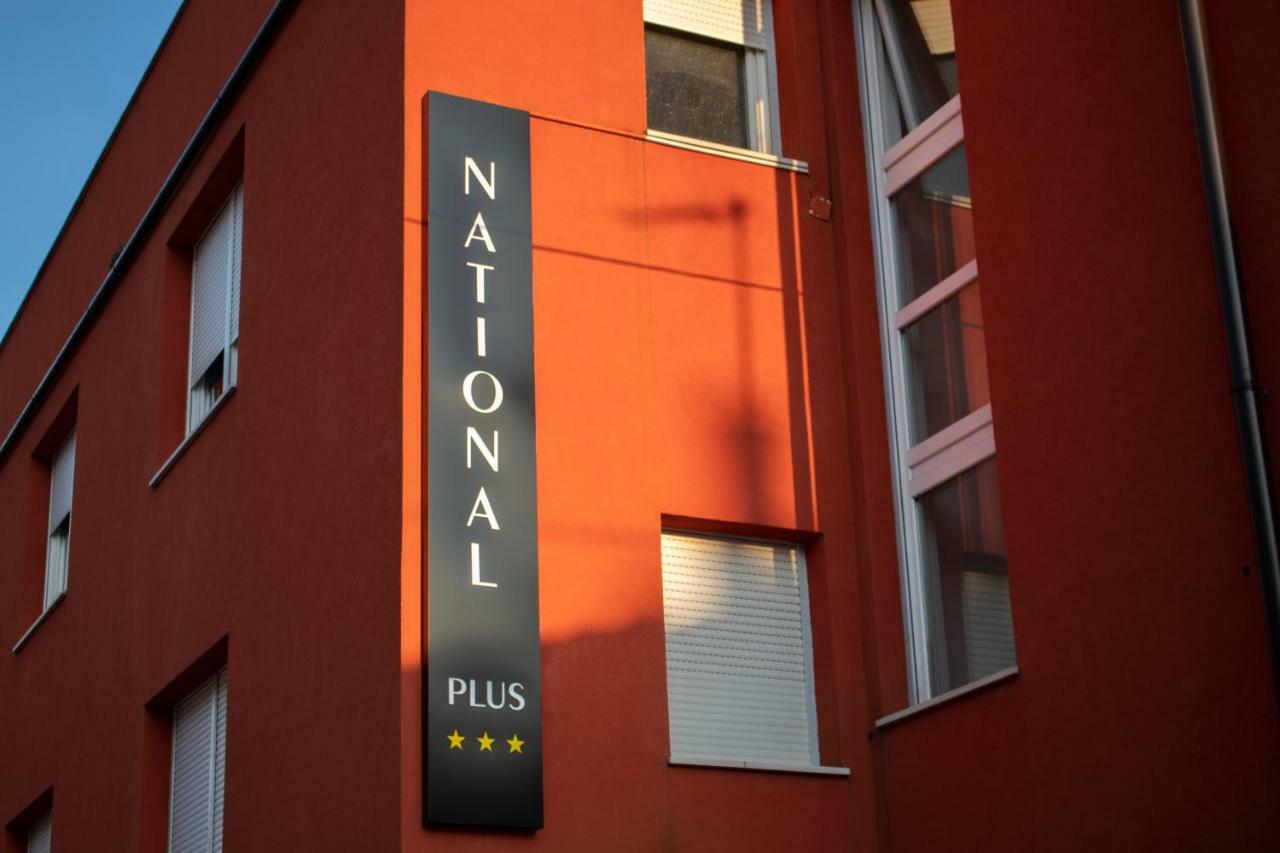 National Plus Zagreb Exterior foto